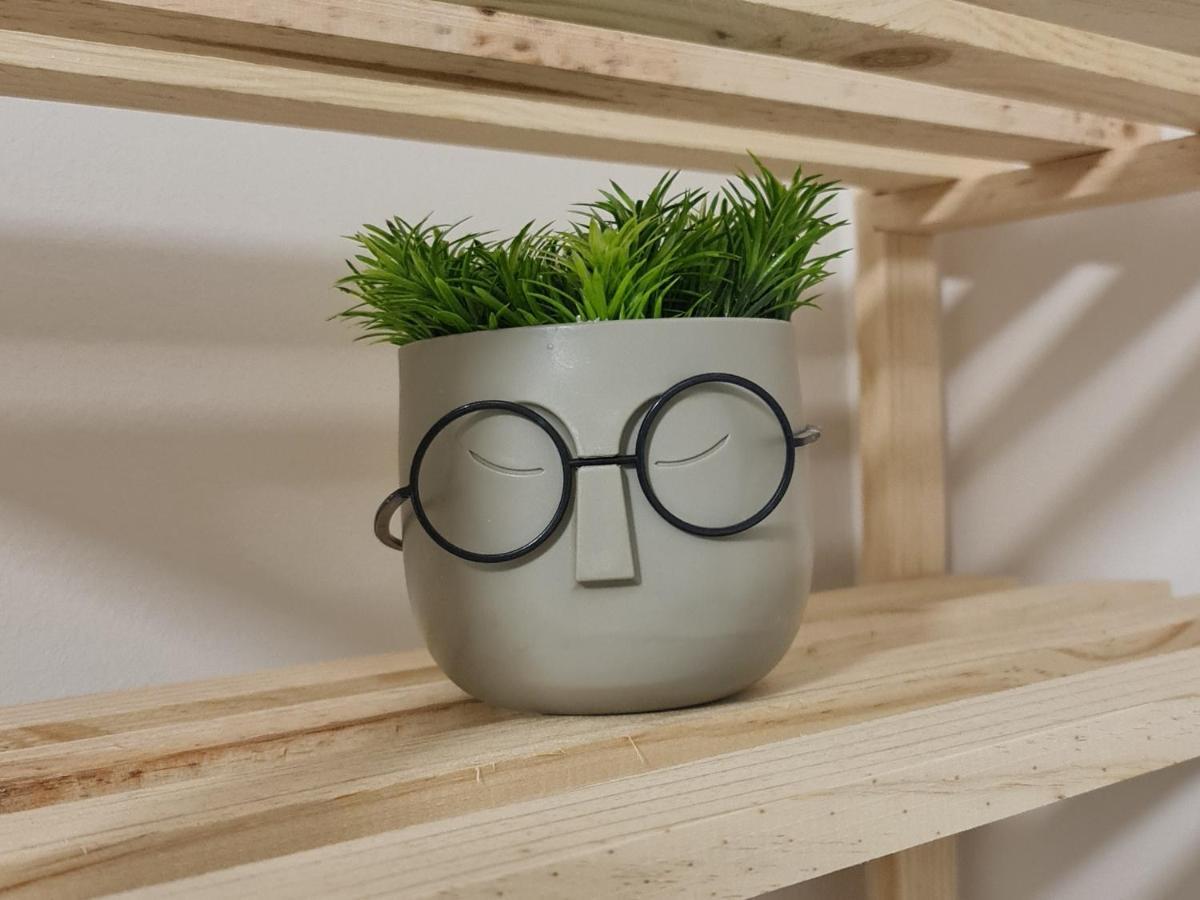 Dori'S Wilson Studio At Blloku Neighborhood تيرانا المظهر الخارجي الصورة